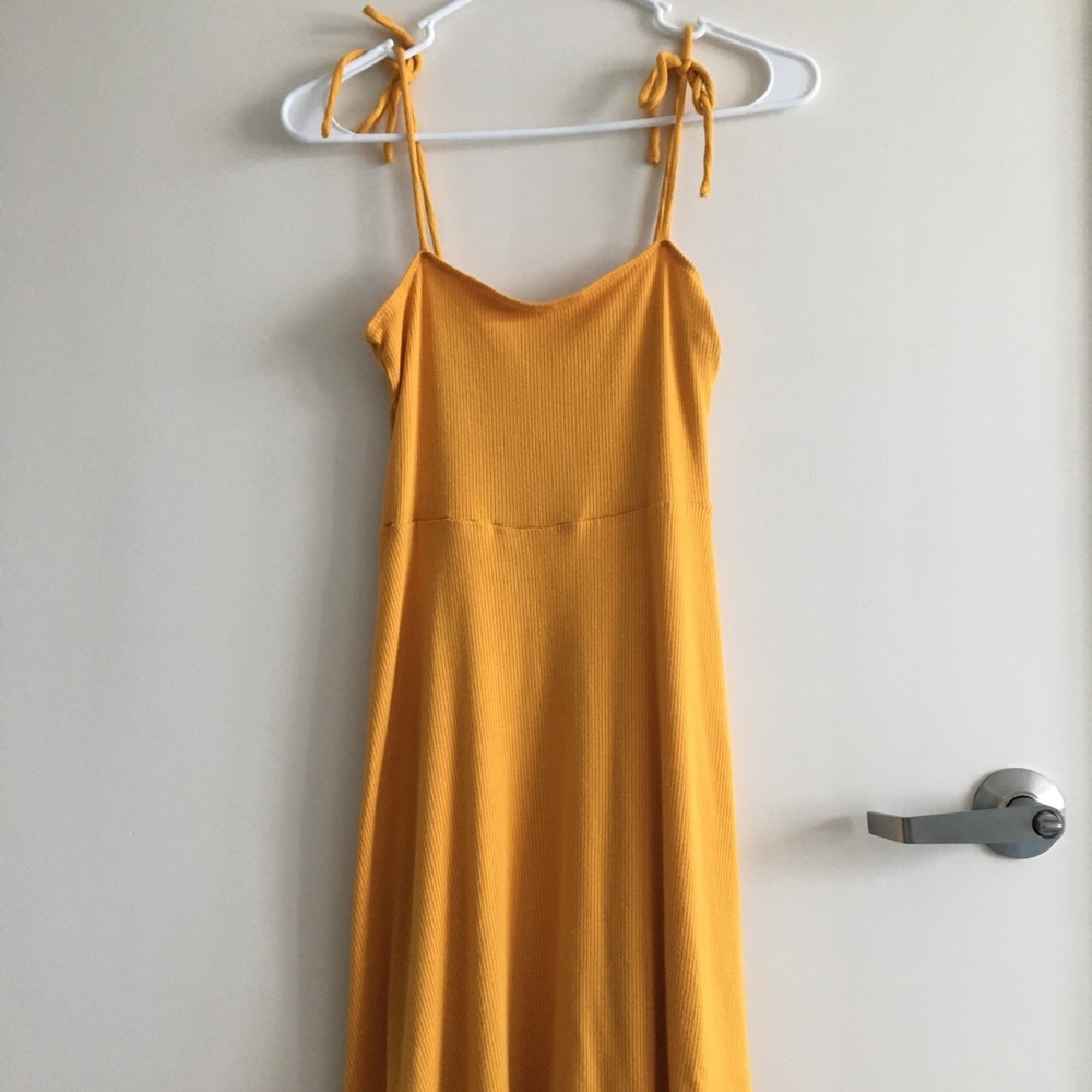 yellow ribbed dress